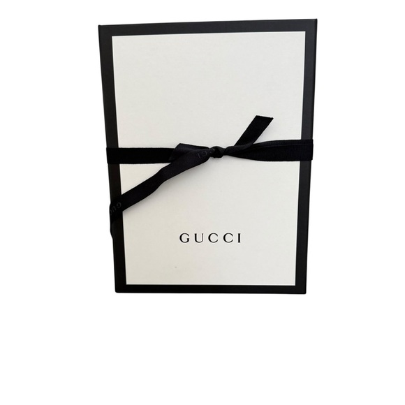 Authentic Gucci Monogram Matelasse Diagonal Small GG Marmont Chain Shoulder Bag - Picture 8 of 9